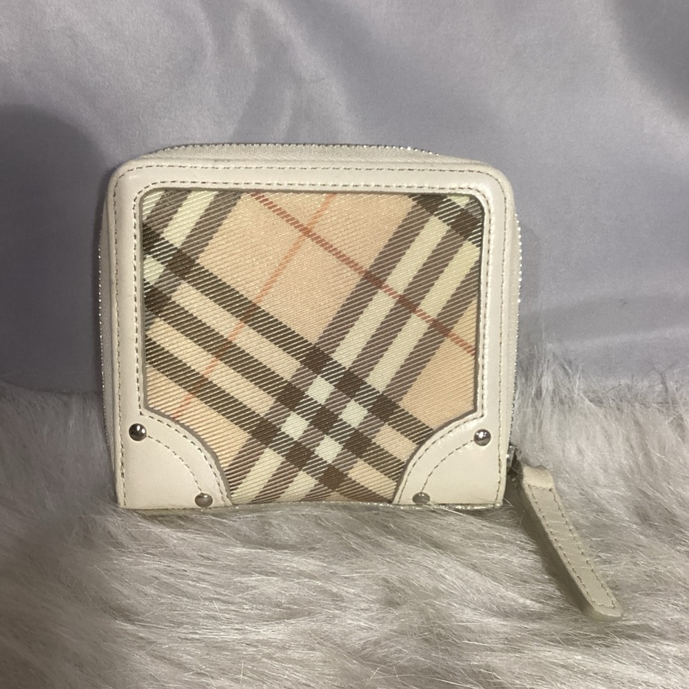 SOLD…..Burberry Blue Label Nova Check Bicolor Canvas/ Patton Leather Mini Wallet - Picture 3 of 15